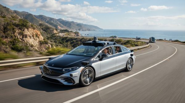 Comment l'intelligence artificielle optimise-t-elle la conduite autonome ?
